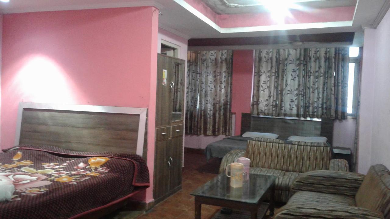Hotel Lord Krishna Residency 麦罗肯机 外观 照片