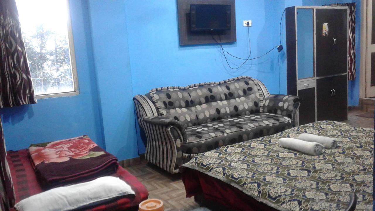 Hotel Lord Krishna Residency 麦罗肯机 外观 照片