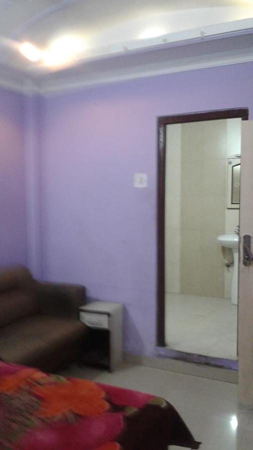 Hotel Lord Krishna Residency 麦罗肯机 外观 照片